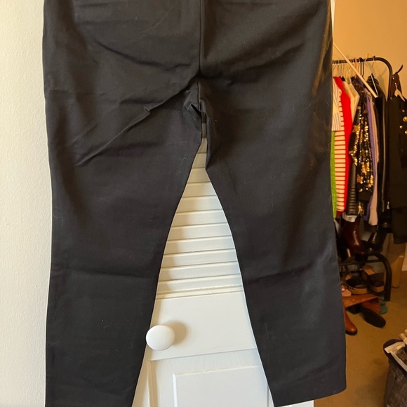 Petite Mid-Rise Skinny Sloan Pant - Picture 12 of 15